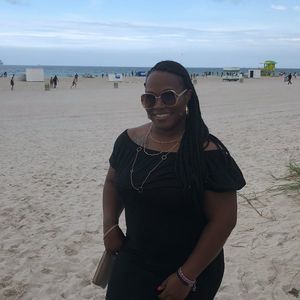 Meet your Posher, Fallon